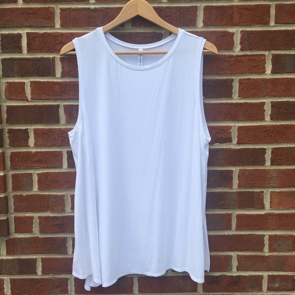 Fabletics Athleisure Tank Womens Large White Tunic Length Side Slits Flowy